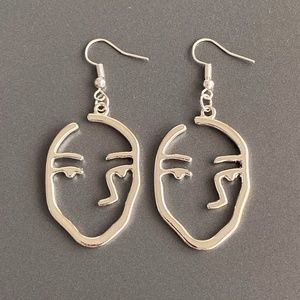 NEW Human Face Earrings in Silver color